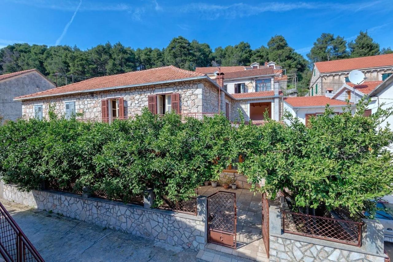 Holiday House With A Parking Space Svirce, Hvar - 17682 Vrbanj Extérieur photo